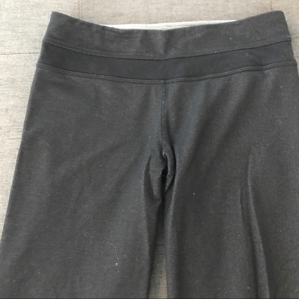 Lululemon Groove Flare